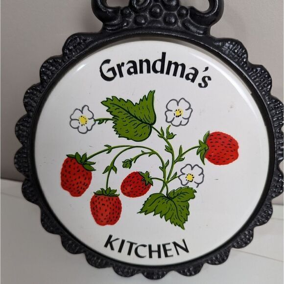 Grandma's kitchen pot holder trover ceramic and iron strawberry vintage triver - Picture 2 of 6